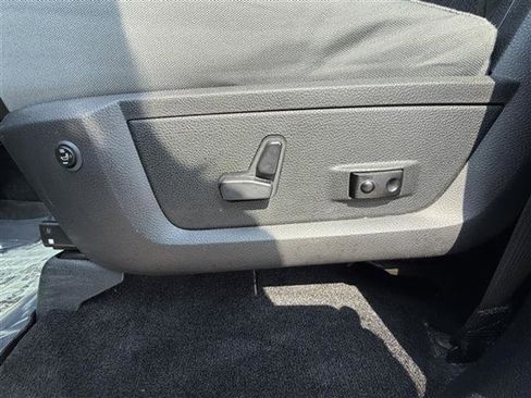 Used 2016 RAM 1500 Big Horn image 15