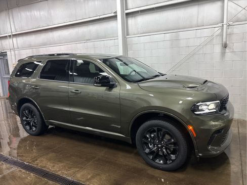 New 2026 Dodge Durango GT image 2