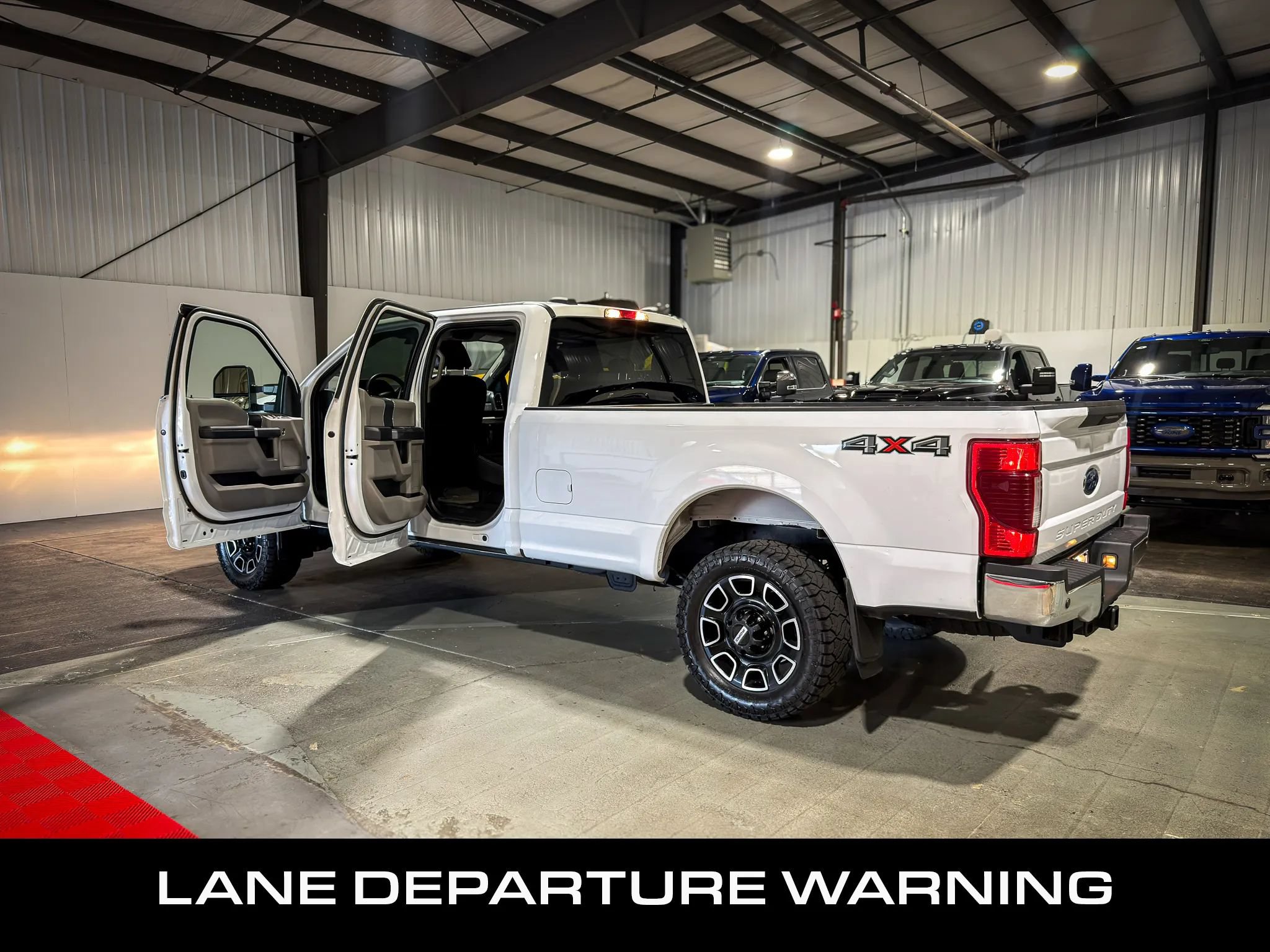 Used 2022 Ford F350 XLT w/ XLT Value Package AWD/4WD image 32