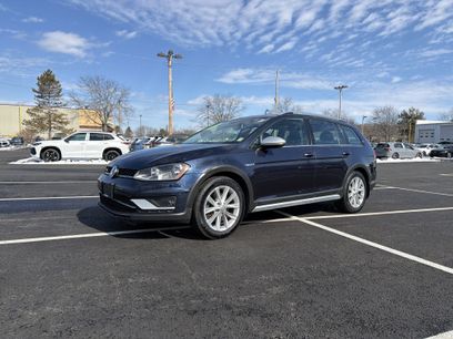 Used 2017 Volkswagen Golf Alltrack SE