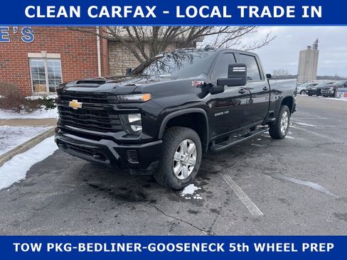 Used 2024 Chevrolet Silverado 2500 Custom w/ Custom Convenience Package image 1