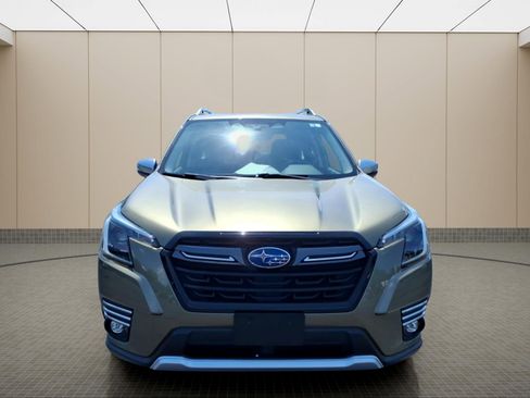 Used 2023 Subaru Forester Touring AWD/4WD image 4
