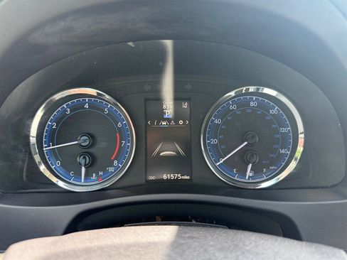 Used 2019 Toyota Corolla SE FWD image 15