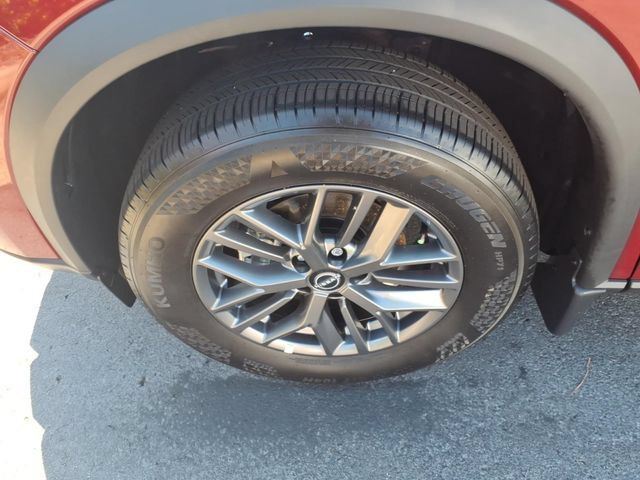 Used 2026 Nissan Rogue S FWD image 4