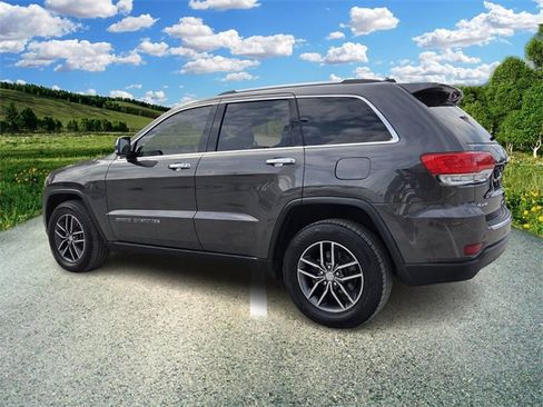 Certified 2018 Jeep Grand Cherokee Limited image 4
