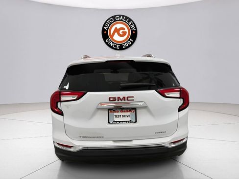 Used 2022 GMC Terrain SLT AWD/4WD image 4