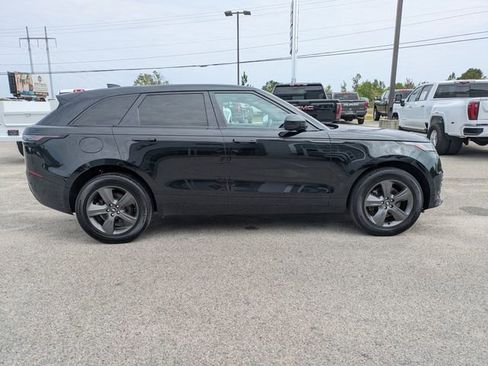 Used 2025 Land Rover Range Rover Velar Dynamic SE image 3