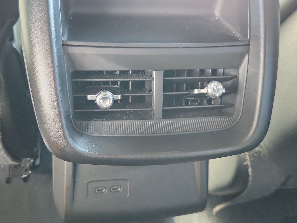 Used 2024 Cadillac Lyriq Tech RWD image 20