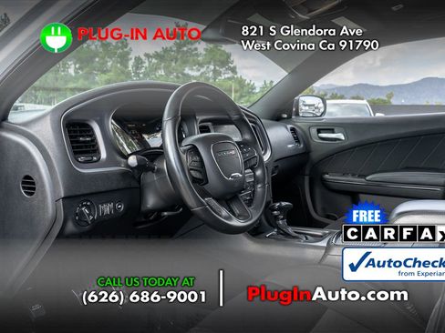 Used 2019 Dodge Charger GT w/ Blacktop Package image 5