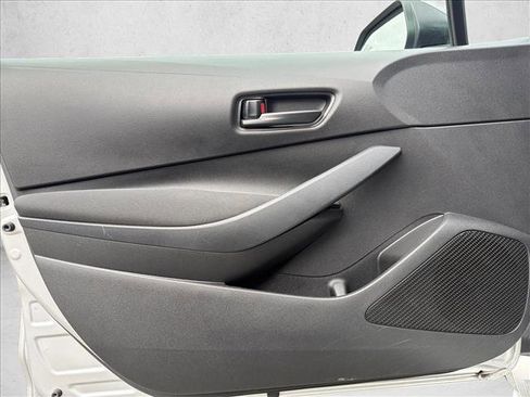 Used 2023 Toyota Corolla LE image 10