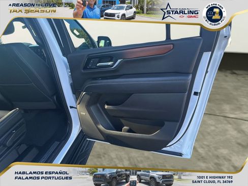 Used 2025 GMC Yukon XL Denali image 32