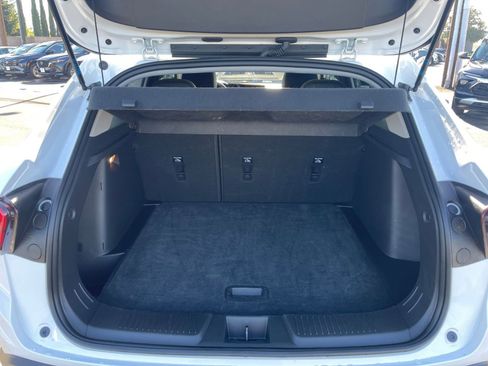 Used 2025 Chevrolet Trax LT image 30