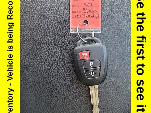 Used 2017 Toyota RAV4 XLE w/ Plus Special Value Package AWD/4WD image 29