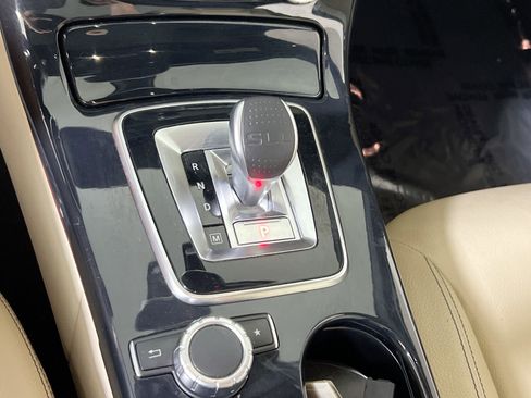 Used 2020 Mercedes-Benz SLC 300 image 16