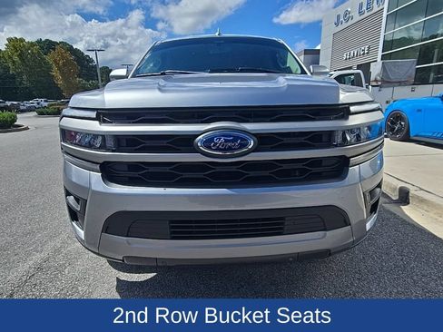 Used 2023 Ford Expedition XLT RWD image 2