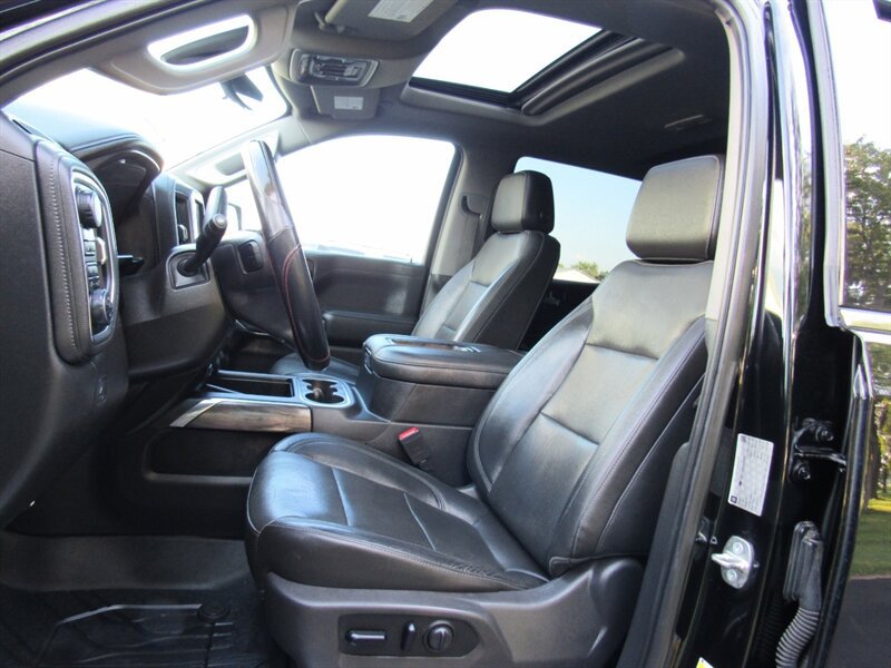 Used 2019 Chevrolet Silverado 1500 LTZ w/ LTZ Premium Package AWD/4WD image 19