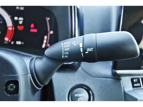 Used 2026 Toyota Camry SE image 18