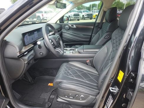 Used 2025 Genesis GV80 3.5T Prestige AWD/4WD image 18