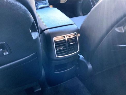 Used 2023 Kia Sportage EX image 32