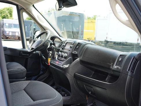 Used 2021 RAM ProMaster 3500 FWD image 2