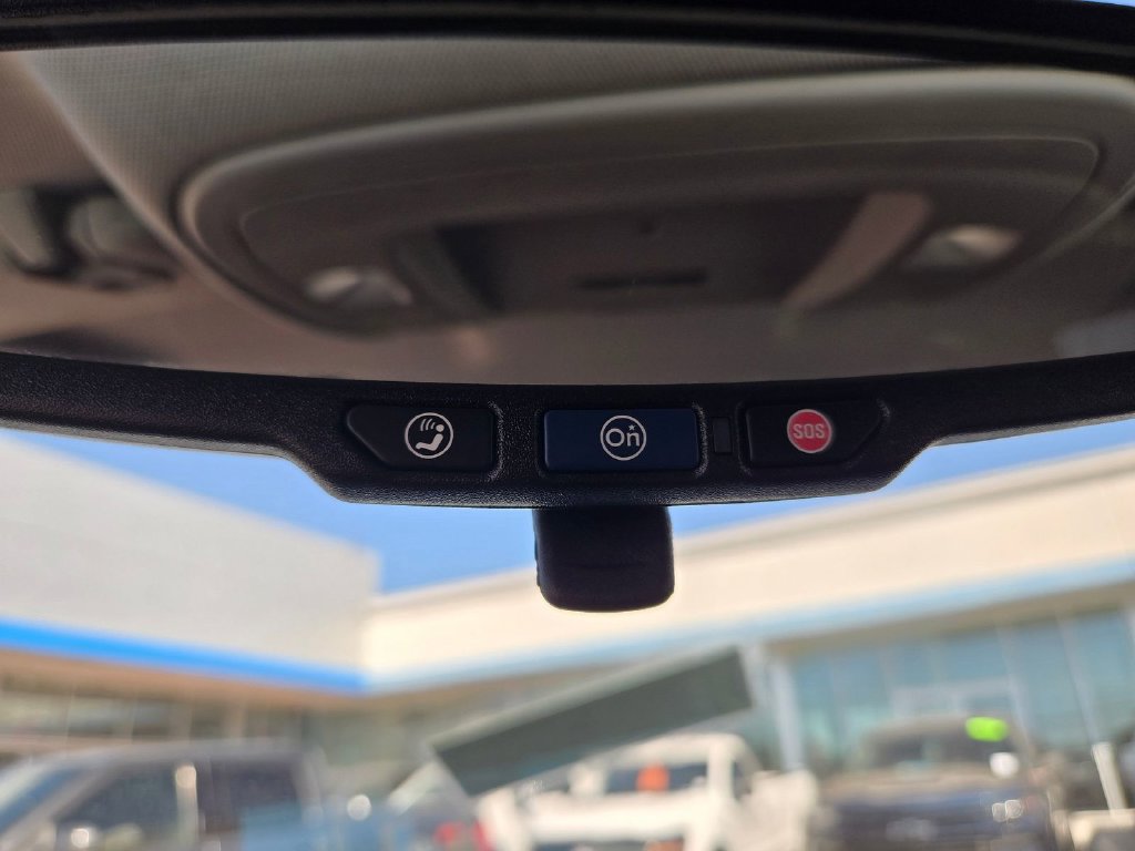 Used 2018 Chevrolet Silverado 1500 LT AWD/4WD image 8