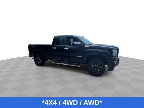 Used 2018 GMC Sierra 1500 SLE w/ SLE Value Package AWD/4WD image 2