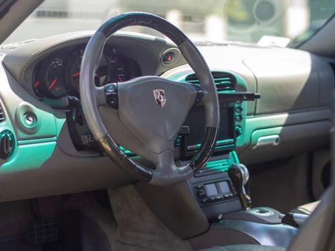 Used 2004 Porsche 911 Turbo AWD/4WD image 18
