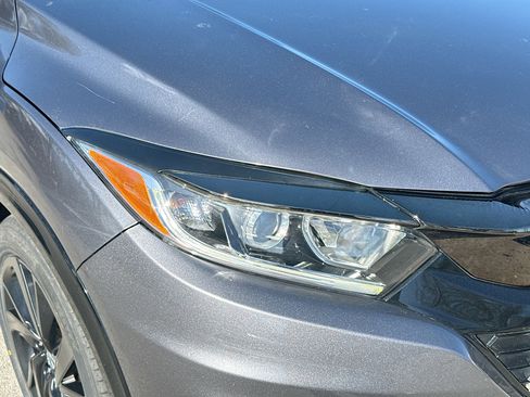 Certified 2021 Honda HR-V Sport image 33