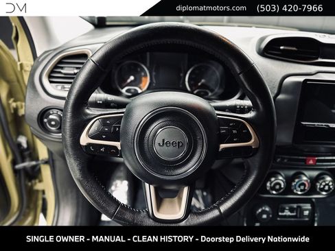 Used 2015 Jeep Renegade Latitude w/ Cold Weather Group II AWD/4WD image 29