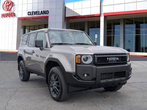 Used 2025 Toyota Land Cruiser 1958 image 2