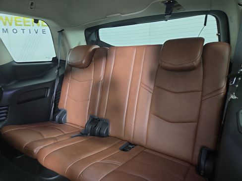 Used 2018 Cadillac Escalade Premium Luxury w/ LPO, Radiant Package image 13