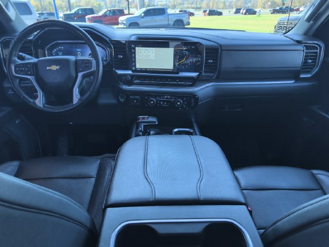Used 2023 Chevrolet Silverado 1500 LTZ w/ LTZ Convenience Package II AWD/4WD image 15
