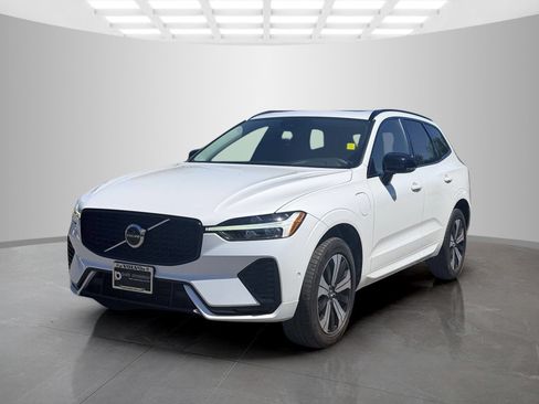 Used 2023 Volvo XC60 T8 Plus AWD/4WD image 1