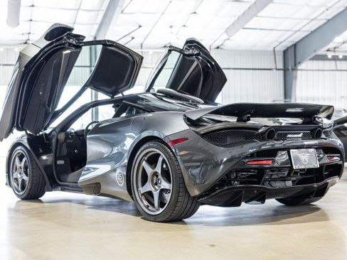 Used 2021 McLaren 720S Performance RWD image 5