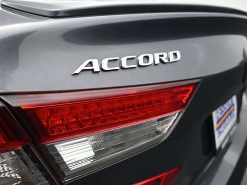 Used 2019 Honda Accord Sport image 29