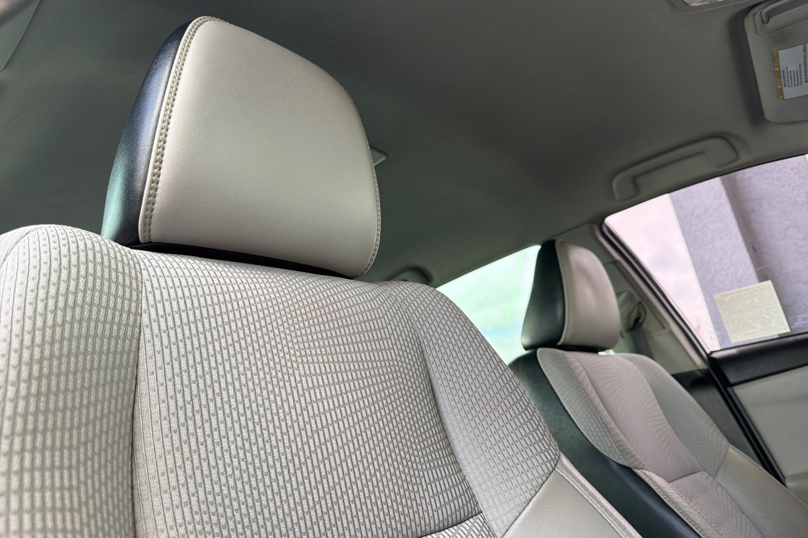 Used 2016 Toyota Camry SE FWD image 20