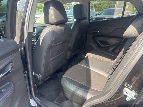 Used 2019 Buick Encore Preferred w/ Safety Package image 13