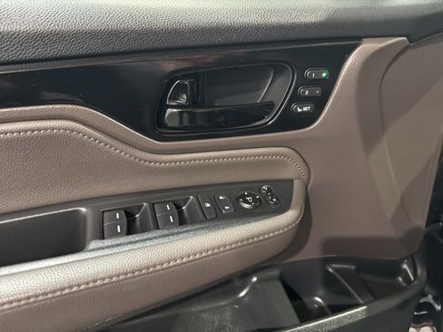Used 2019 Honda Odyssey Elite image 25