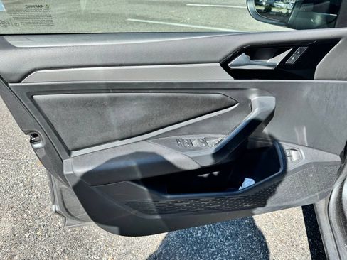 Used 2021 Volkswagen Jetta R-Line FWD image 12