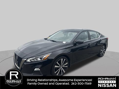 Used 2020 Nissan Altima 2.5 SR FWD image 1