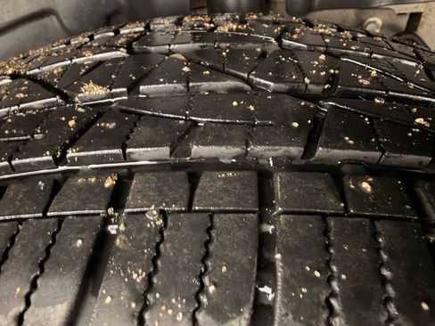 Used 2017 Ford Explorer XLT w/ Equipment Group 202A image 14