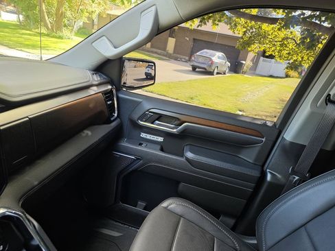 Used 2024 GMC Sierra 1500 Denali AWD/4WD image 27