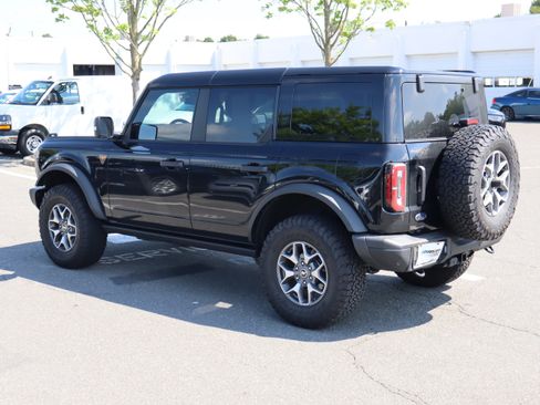Used 2025 Ford Bronco Badlands AWD/4WD image 8