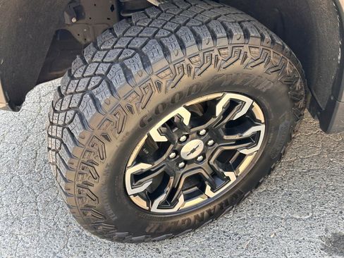 Used 2025 Chevrolet Silverado 1500 ZR2 w/ Technology Package AWD/4WD image 46