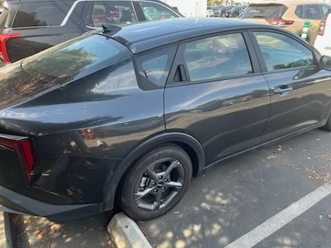 Used 2025 Kia K4 FWD image 12