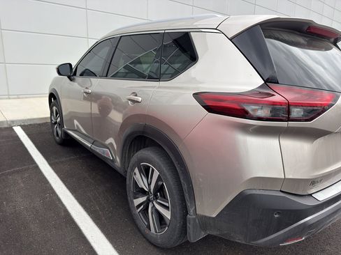 Used 2023 Nissan Rogue SL image 7