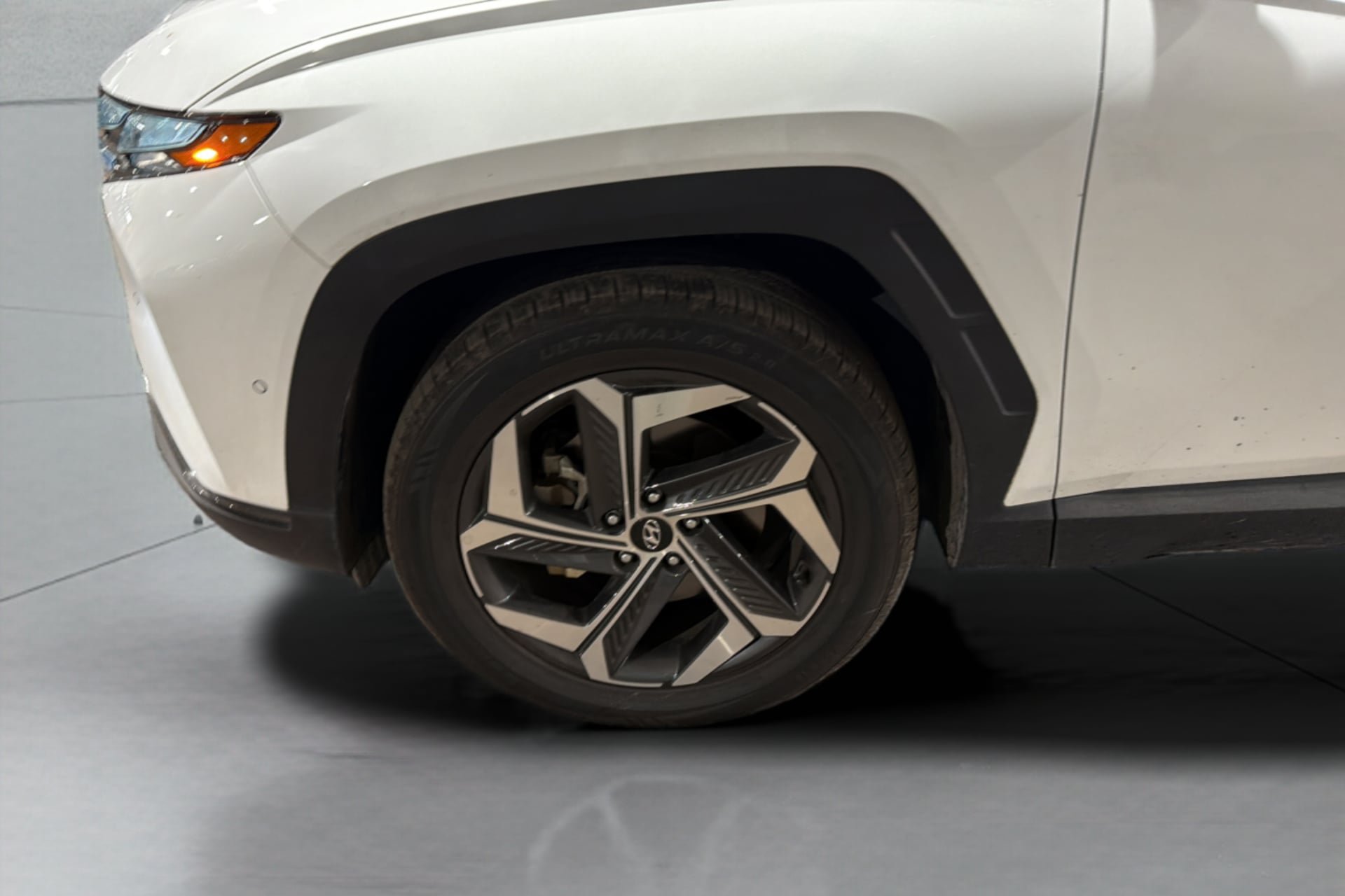 Used 2023 Hyundai Tucson Limited AWD/4WD image 36
