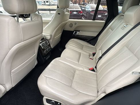 Used 2016 Land Rover Range Rover Supercharged image 13