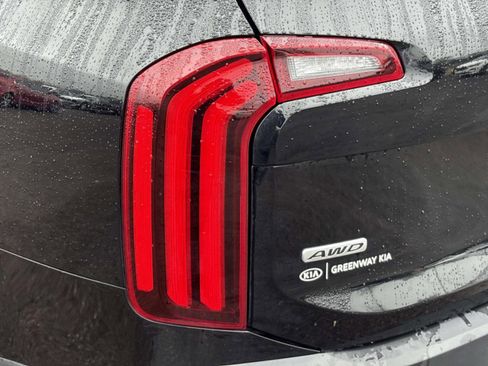 Used 2022 Kia Telluride SX w/ SX Prestige Package image 33