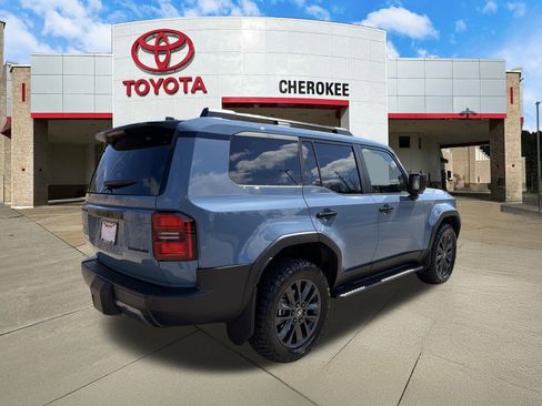 Used 2026 Toyota Land Cruiser w/ Premium Package image 5